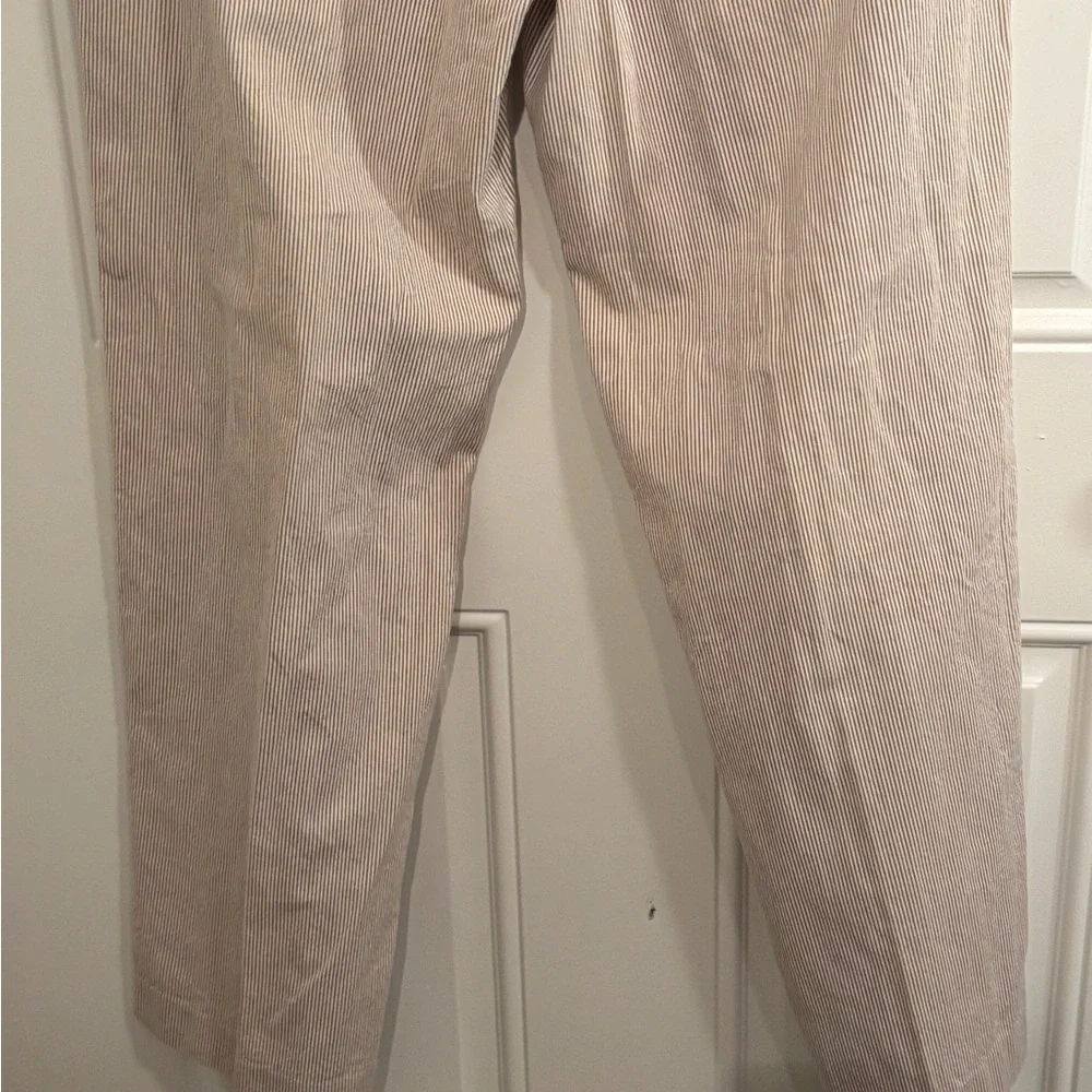 Izod Tan Chinos Classic Flat-Front Design‎